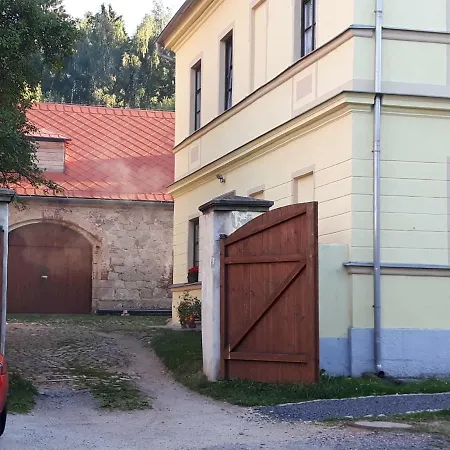 Penzion A Restaurace Fara 3* Krasno